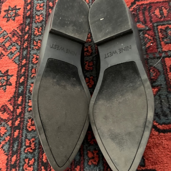 Nine West Cheetah Pointed Toe Loafers Size 8 - Picture 4 of 4